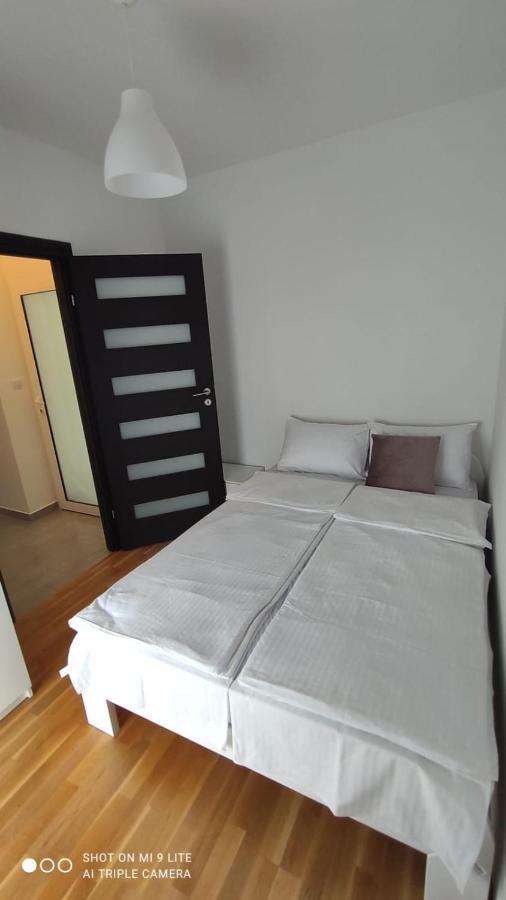 Apartmani Gavran Пироваць Екстер'єр фото