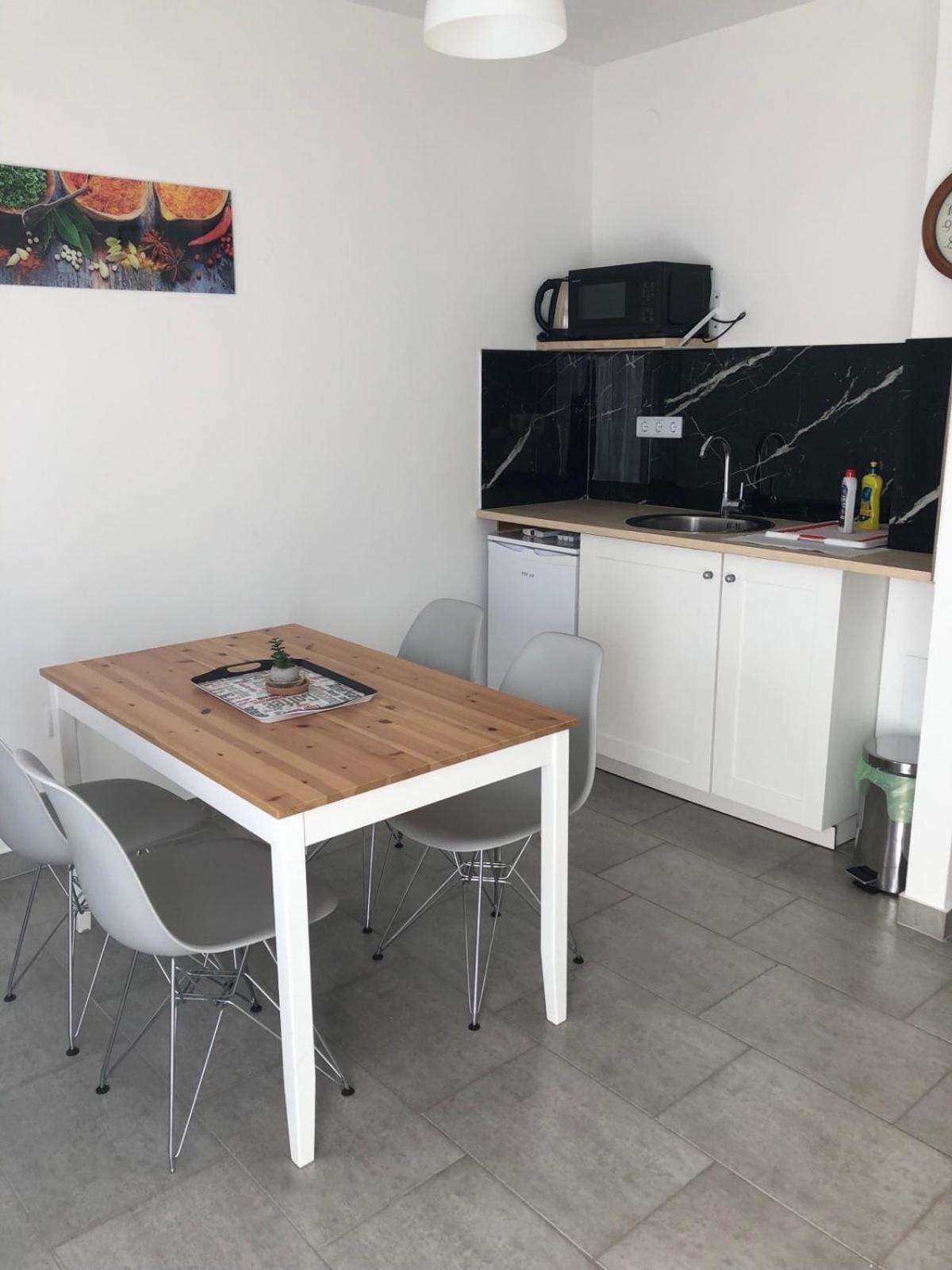 Apartmani Gavran Пироваць Екстер'єр фото