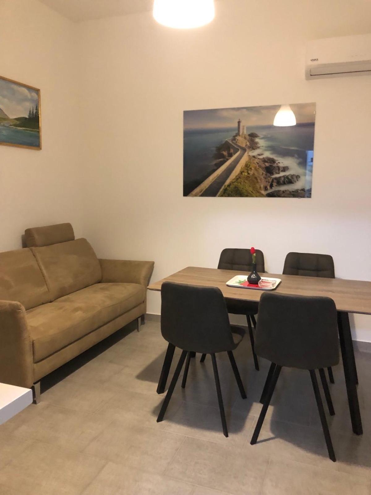 Apartmani Gavran Пироваць Екстер'єр фото