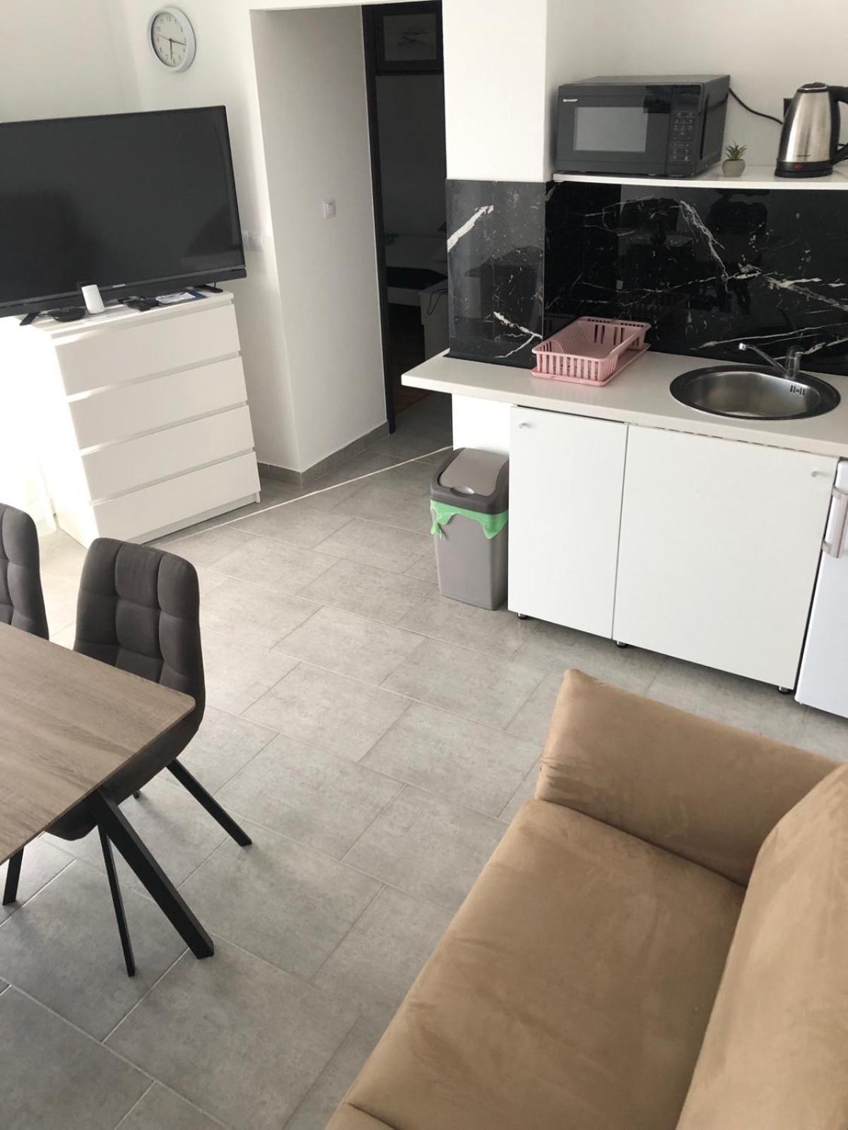 Apartmani Gavran Пироваць Екстер'єр фото